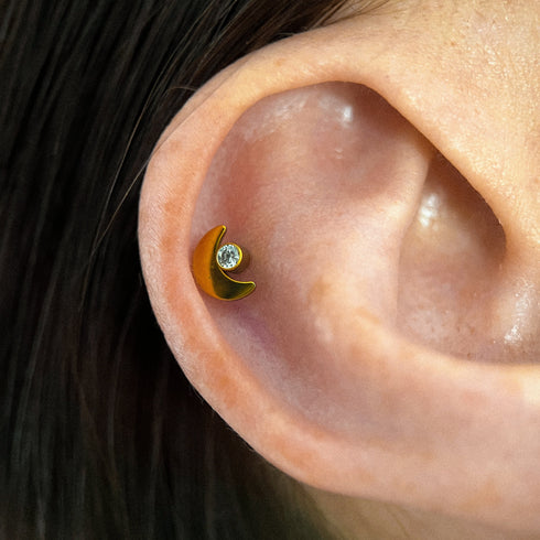 Titanium gem moon labret stud