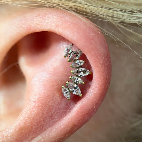 Titanium multiple marquise gem labret